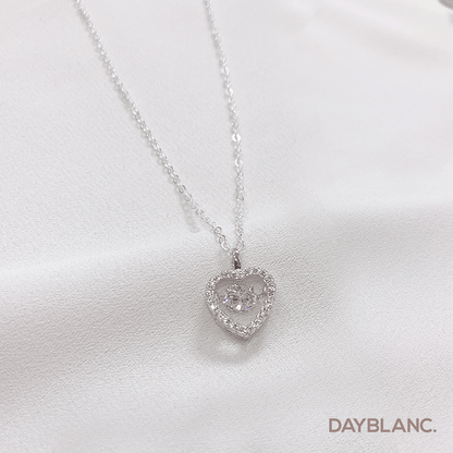 Pounding Heart (Premium | Necklace) - DAYBLANC