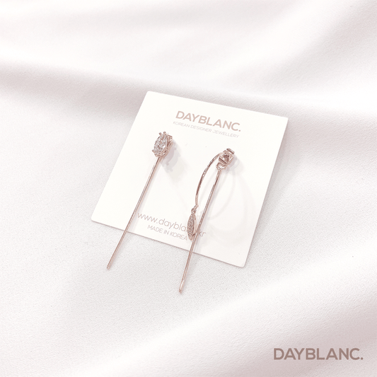Crystal Point 크리스탈 포인트 (Earring) - DAYBLANC