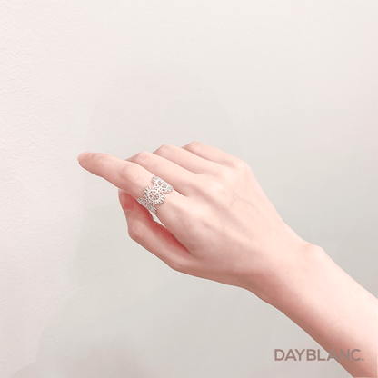 Lace Tattoo 레이스 타투 (Ring) - DAYBLANC