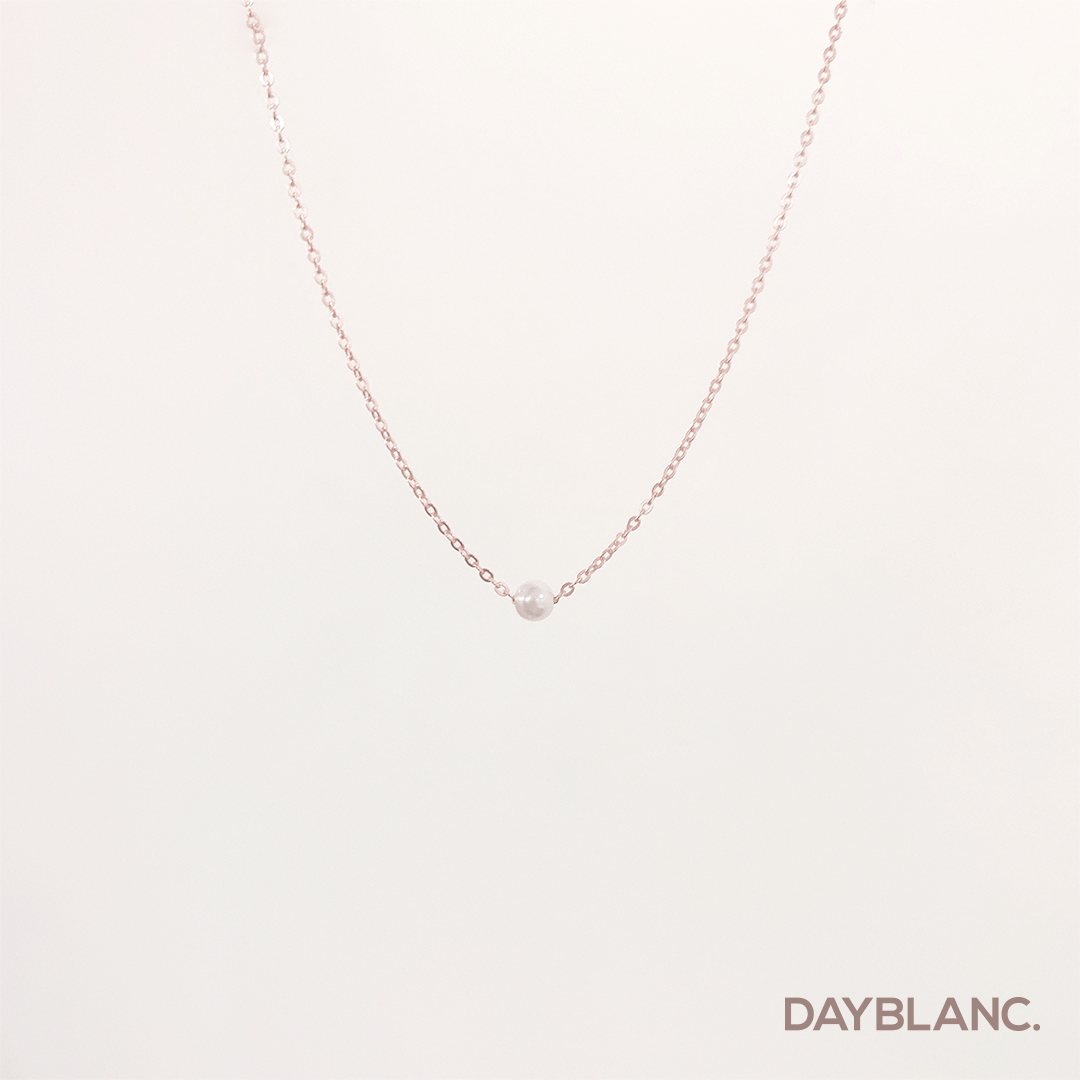 Classic Point (Premium Necklace) - DAYBLANC