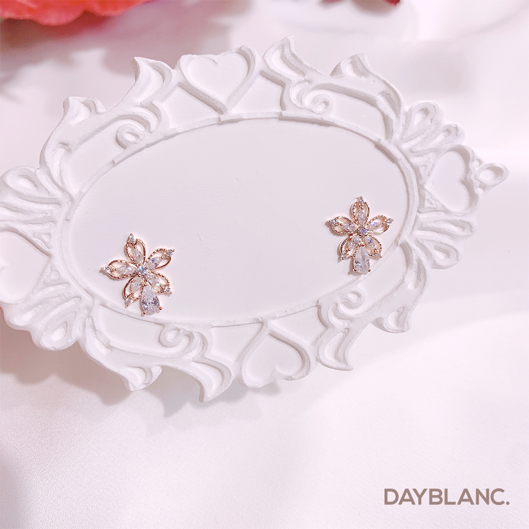 Fairy Blossom (Earring) - DAYBLANC