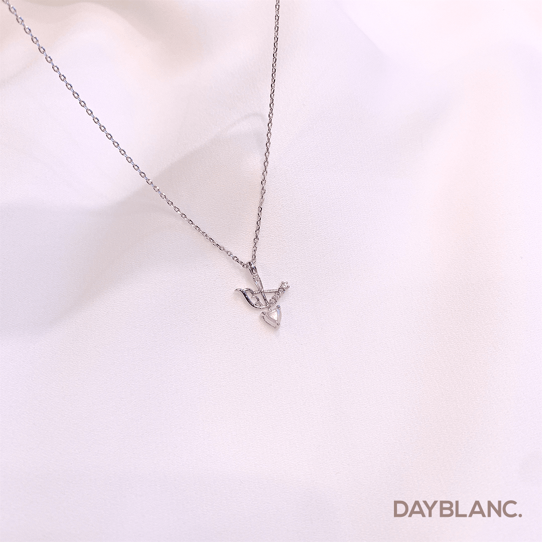Arrow of Love (Necklace) - DAYBLANC