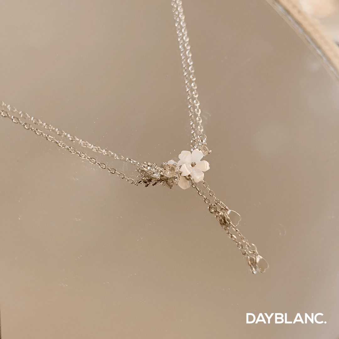 Cherry Blossom Ending (Necklace) - DAYBLANC