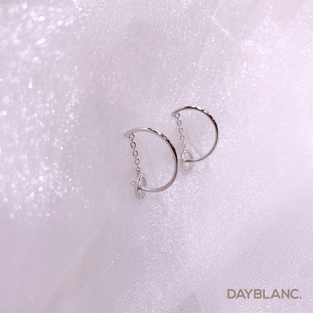 Love Orbit (Earring) - DAYBLANC