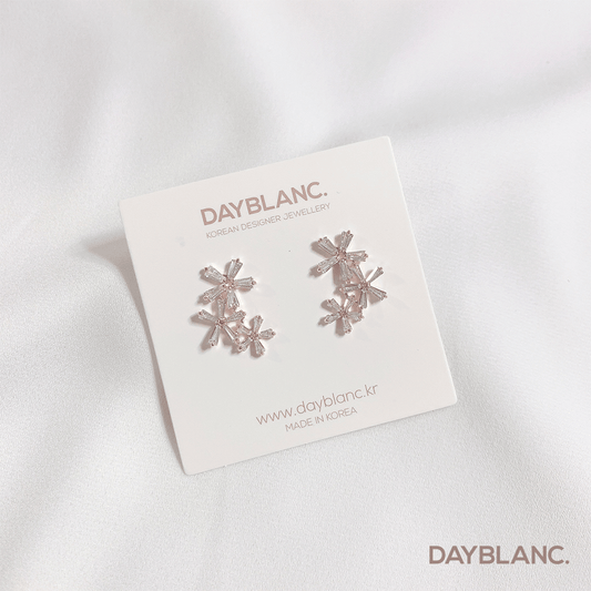 Posy of Hyacinths  히아신스 꽃다발 (Earring) - DAYBLANC