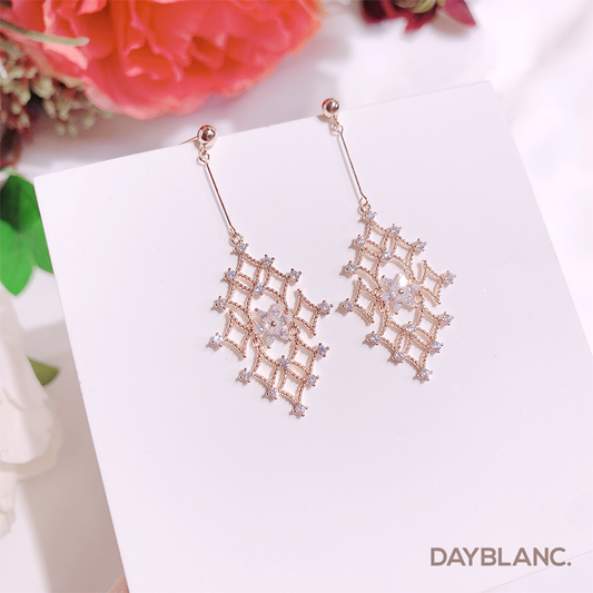 Frozen Heart (Earring) - DAYBLANC
