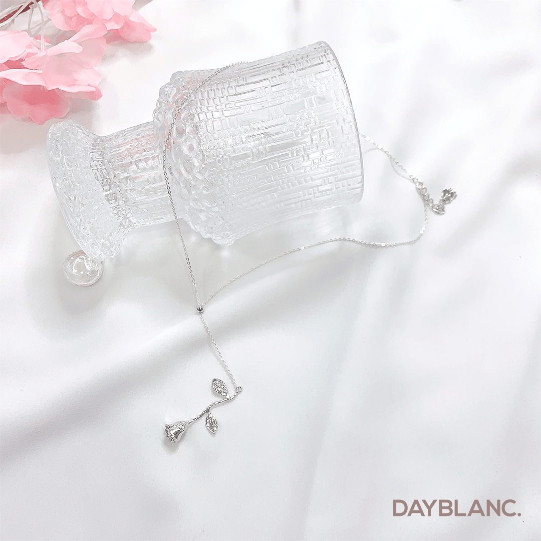 Enchanted Rose (Premium | Necklace) - DAYBLANC