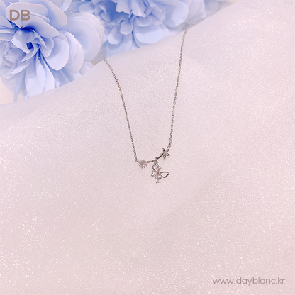 Lullaby of Butterfly (Necklace)