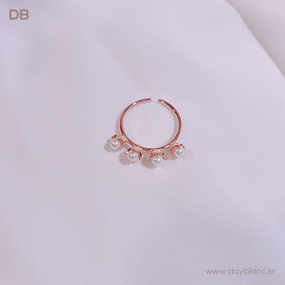 Enchanted Rose Pearls (Ring)