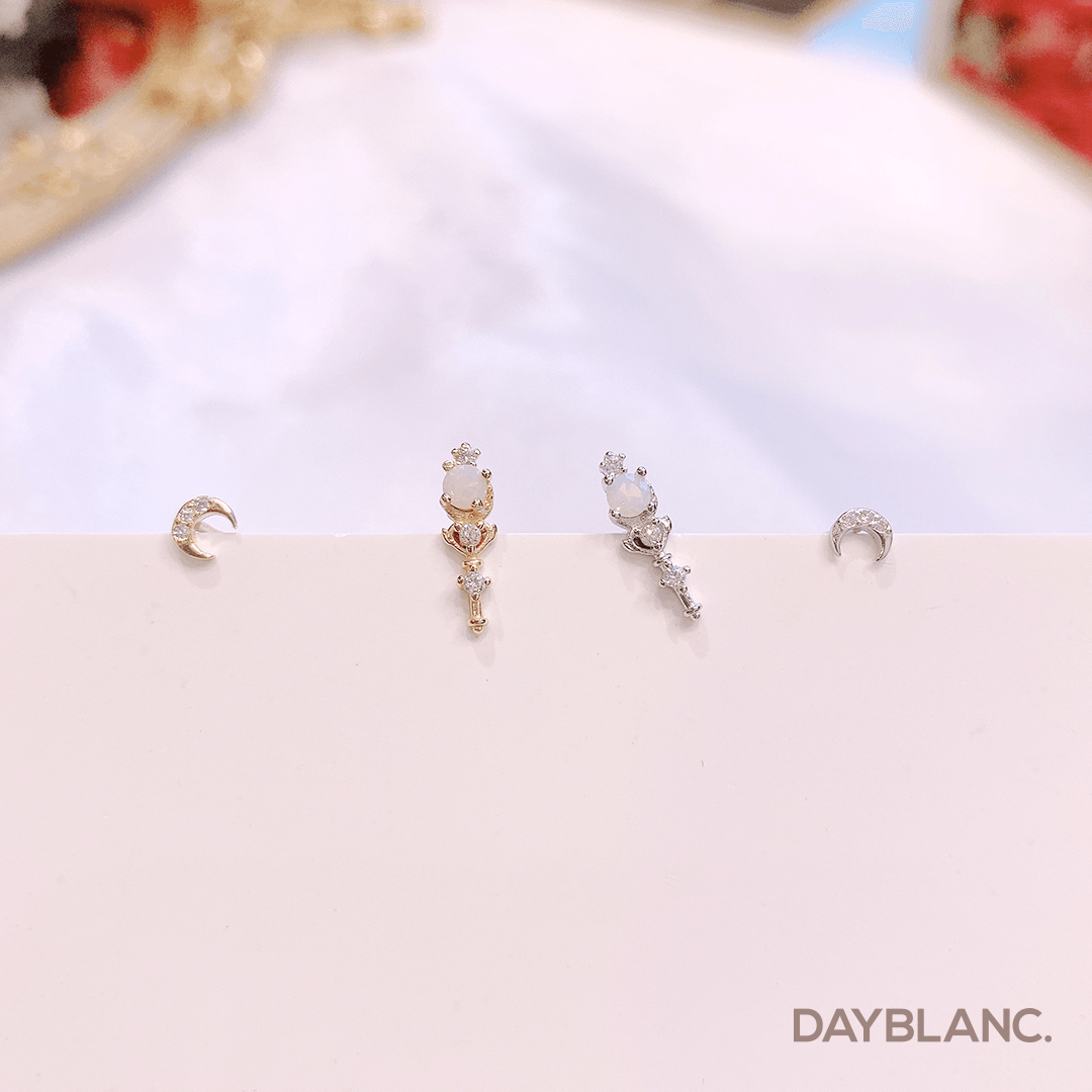 Sailor moon ear cuff deals