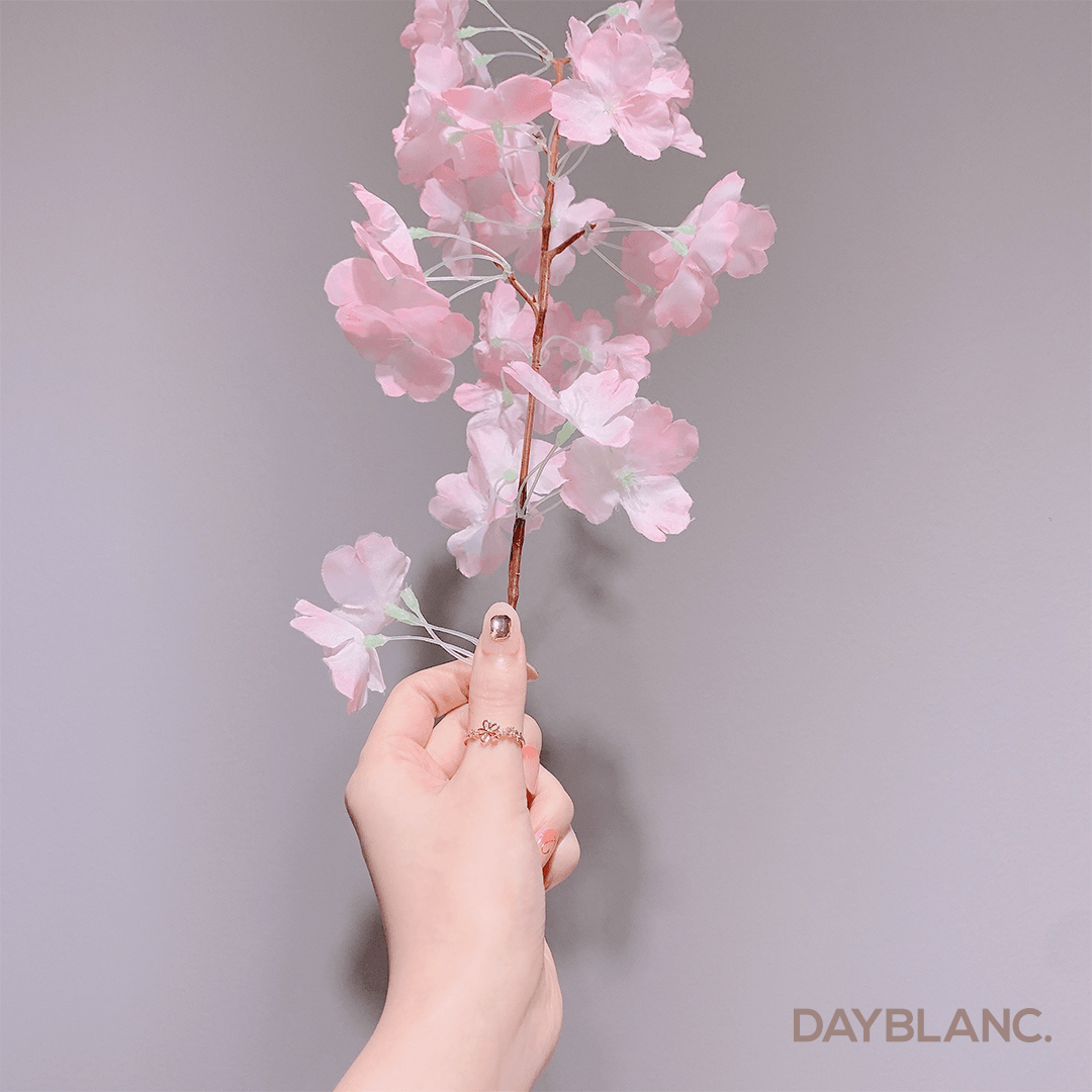 Blossom Touch (Ring) - DAYBLANC