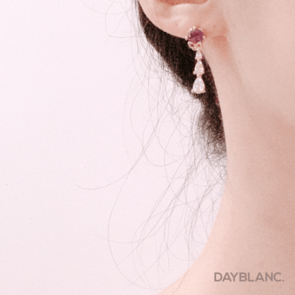 Navillera (Earring) - DAYBLANC