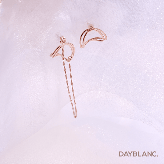Infinite Love (Earring) - DAYBLANC