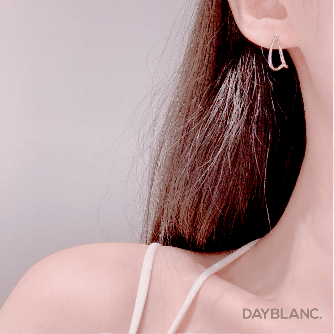 Flower Petal (Earring) - DAYBLANC