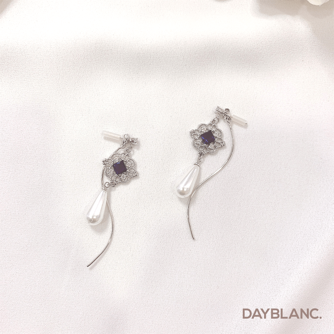 Antique Blue 엔틱 블루 (Premium Earring) - DAYBLANC