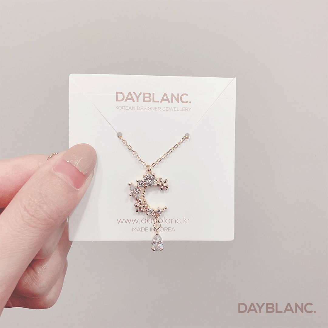 Fairy Crescent Necklace (Premium) - DAYBLANC